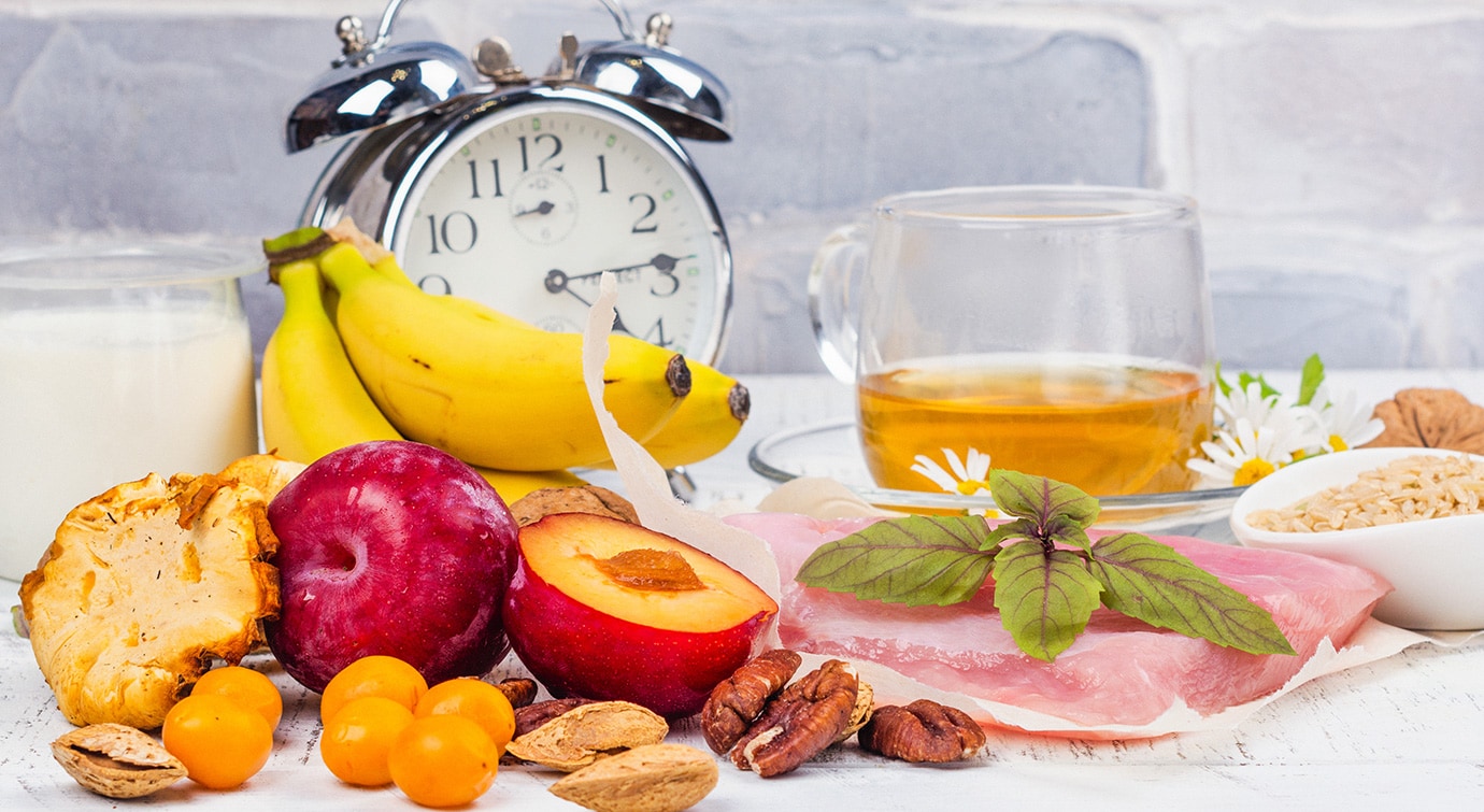 What to Eat Before Bed to Lose Weight: The 2025 Complete Guide