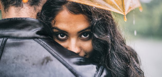 Discover How Small Feminine Gestures Can Make Any Man Fall in Love