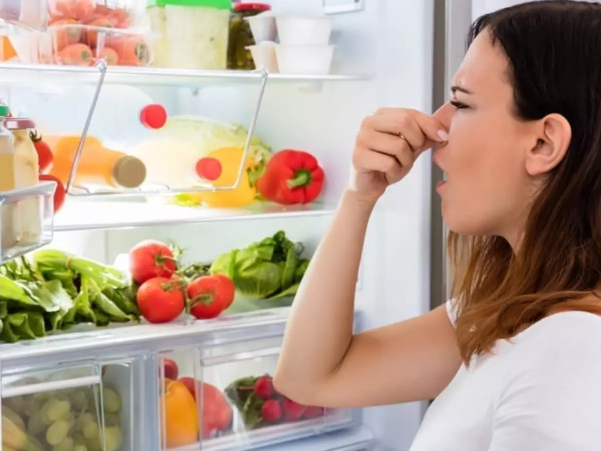 How to Eliminate Fridge Odors with One Simple, Cheap Trick